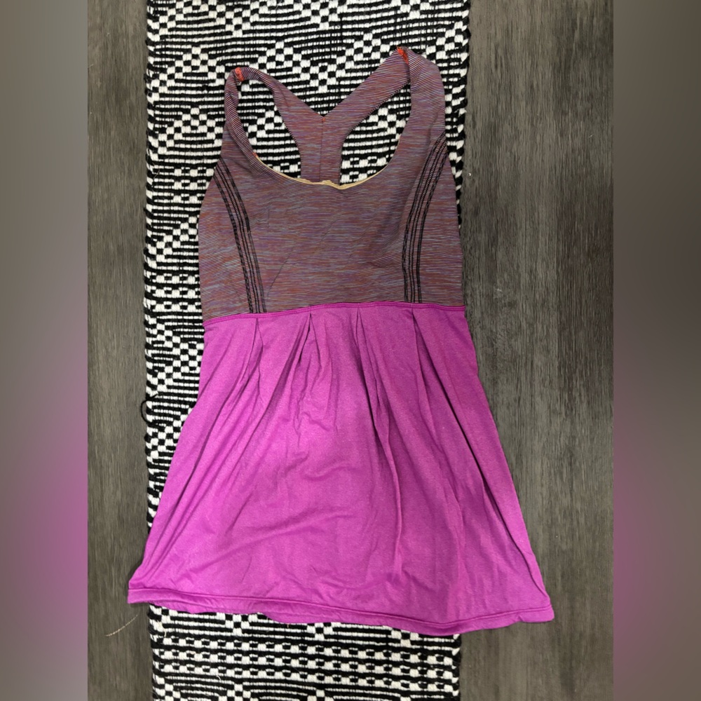 Lululemon tank top size 8